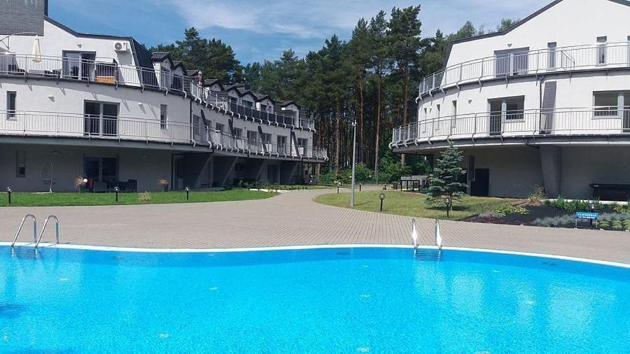 Romantyczny Apartament Happy 16 Basen & Kort Tenisowy, Ochrona 24 H - Dla Maksymalnie 6 Osob 波别罗沃 外观 照片